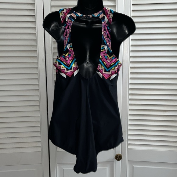 NWOT Torrid Active Wireless High Neck Open Back One Piece Swimsuit - Picture 11 of 13